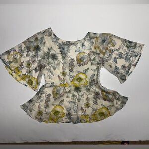 cupcakes & cashmere Floral Print Blouse in Cream and Yellow